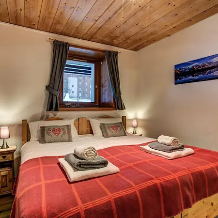 Chalet Davos: Where Swiss Tradition Meets *